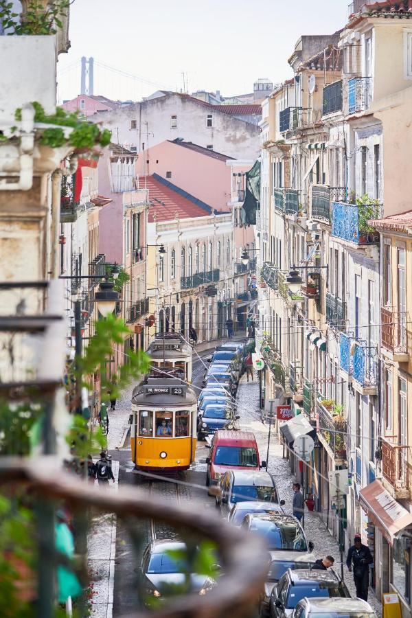 Spacious Bairro Alto Apartment With Courtyard, By Timecooler Lisbon Exterior photo