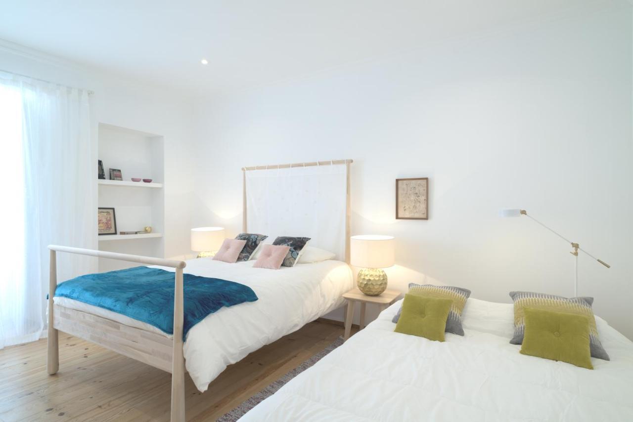 Spacious Bairro Alto Apartment With Courtyard, By Timecooler Lisbon Exterior photo