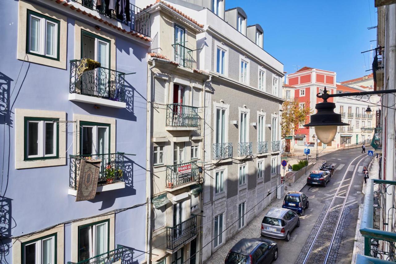 Spacious Bairro Alto Apartment With Courtyard, By Timecooler Lisbon Exterior photo