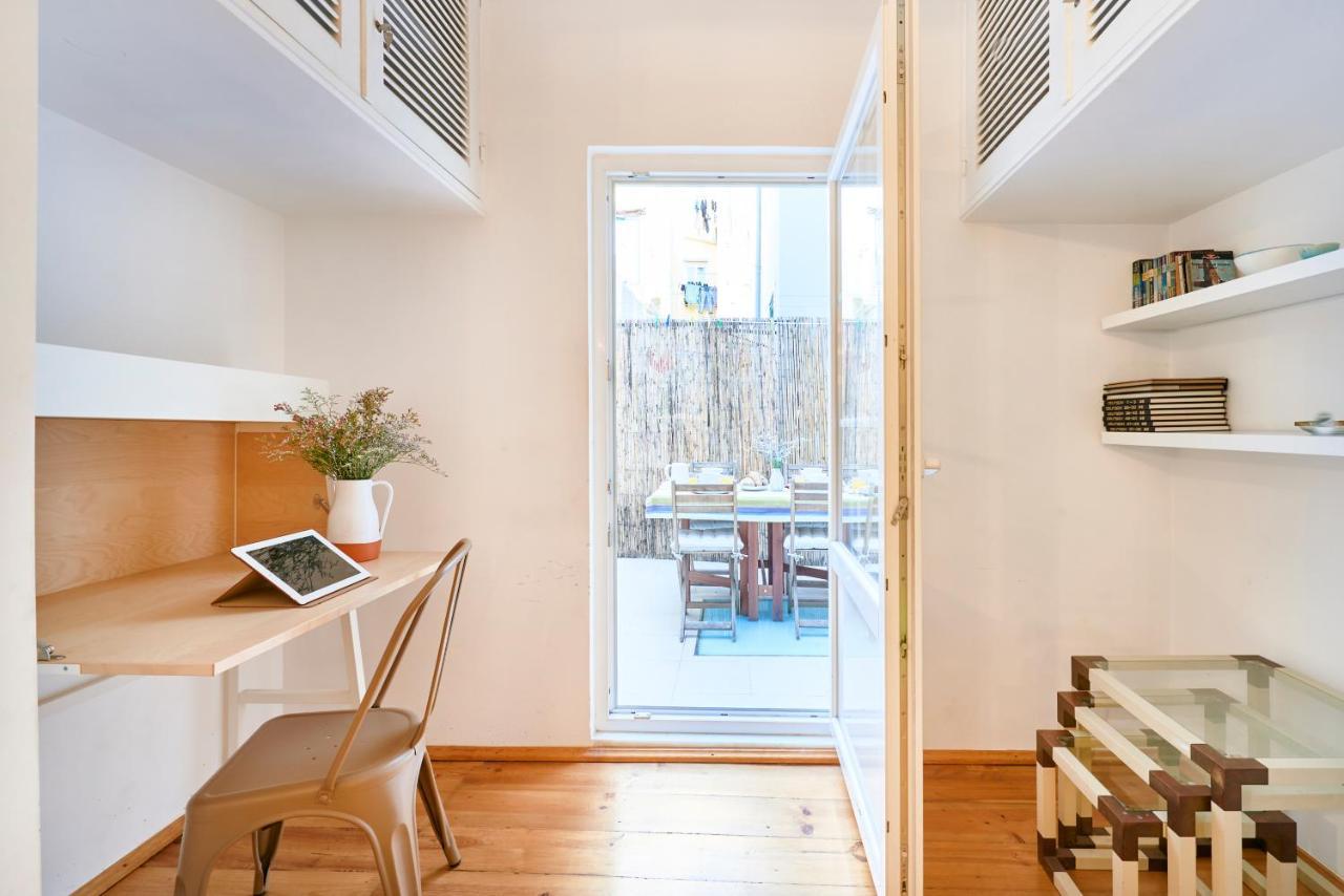 Spacious Bairro Alto Apartment With Courtyard, By Timecooler Lisbon Exterior photo